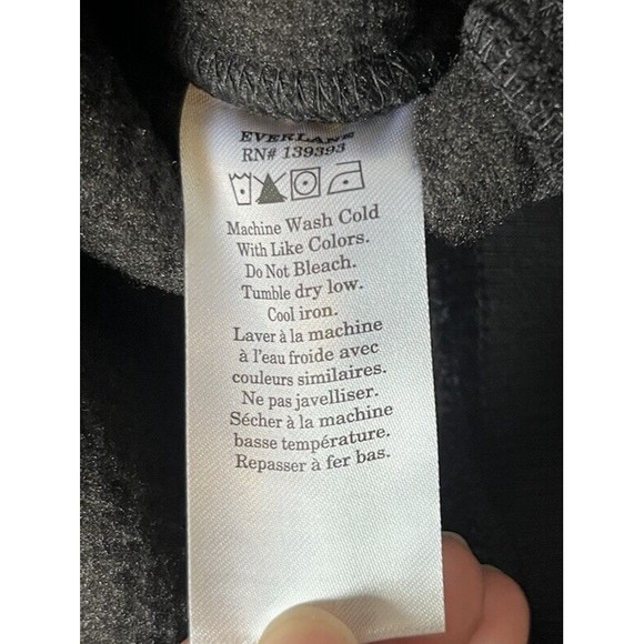NWT Everlane Black Renew Fleece Oversized Crew Sweater Size Medium - Picture 10 of 13
